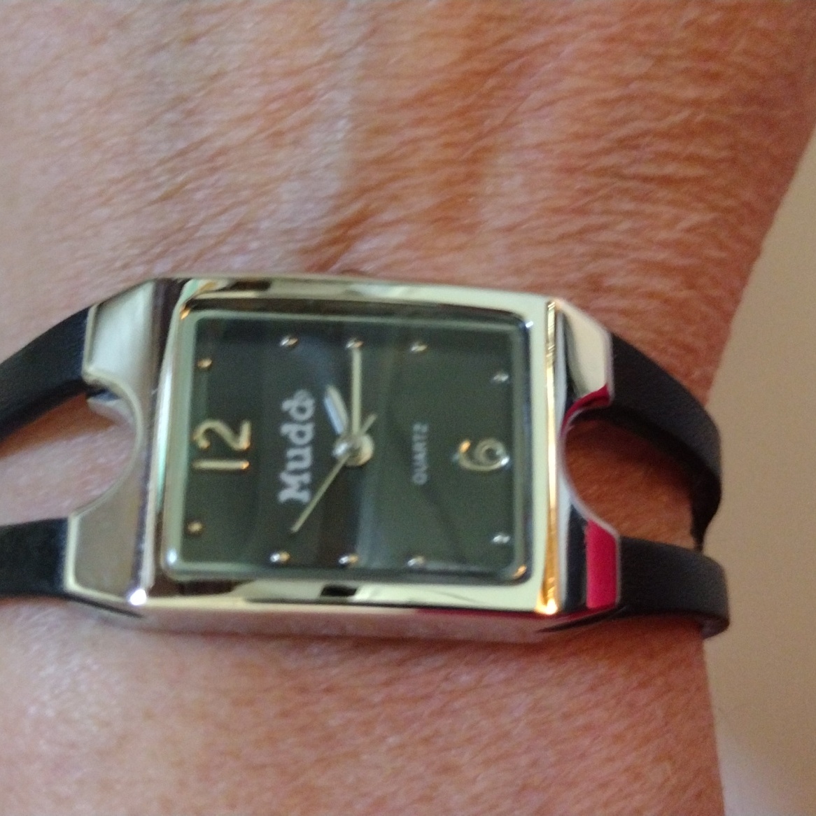 Mudd Quartz Watch.